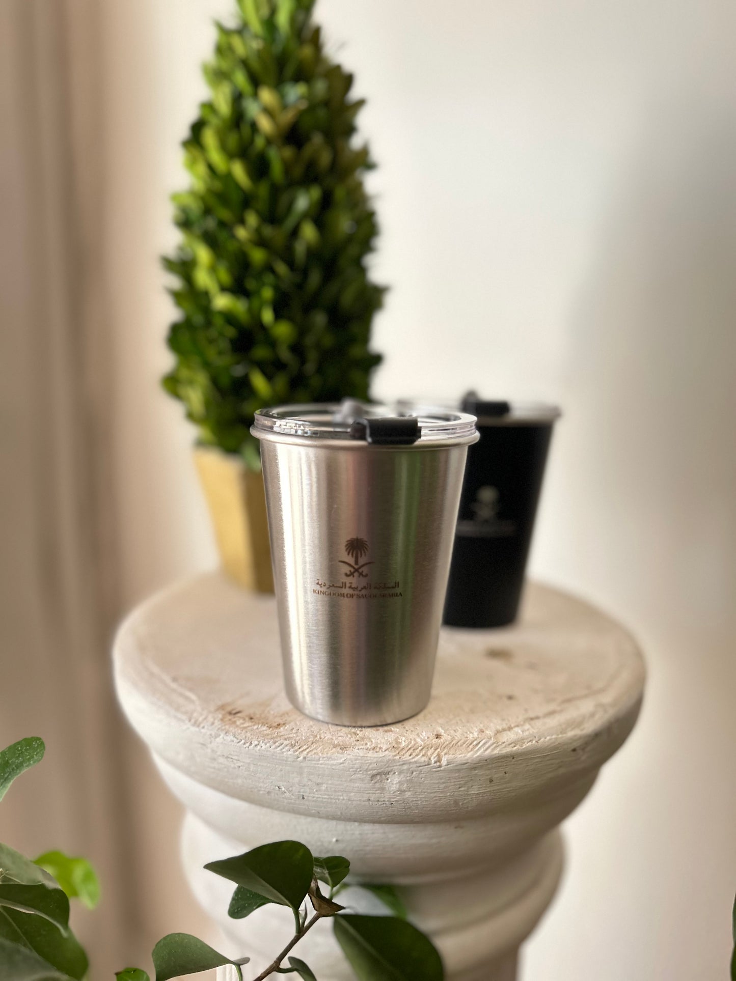 Kingdom of Saudi Arabia Cup for Cold Drinks كوب المملكة العربية السعودية  للمشروبات الباردة بغطاء شفاف