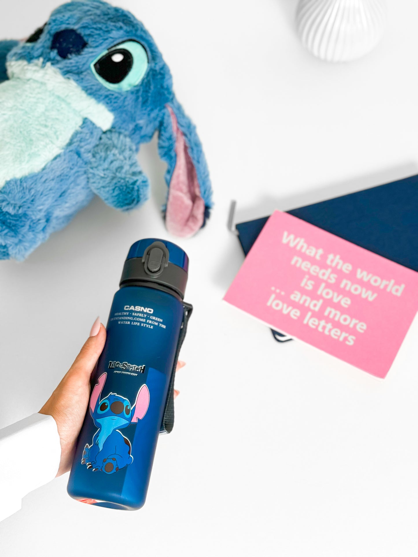 Lilo & Stitch 560ML Portable Plastic Cup مطارة بلاستيك ليلو وستيتش سعة ٥٦٠ مل